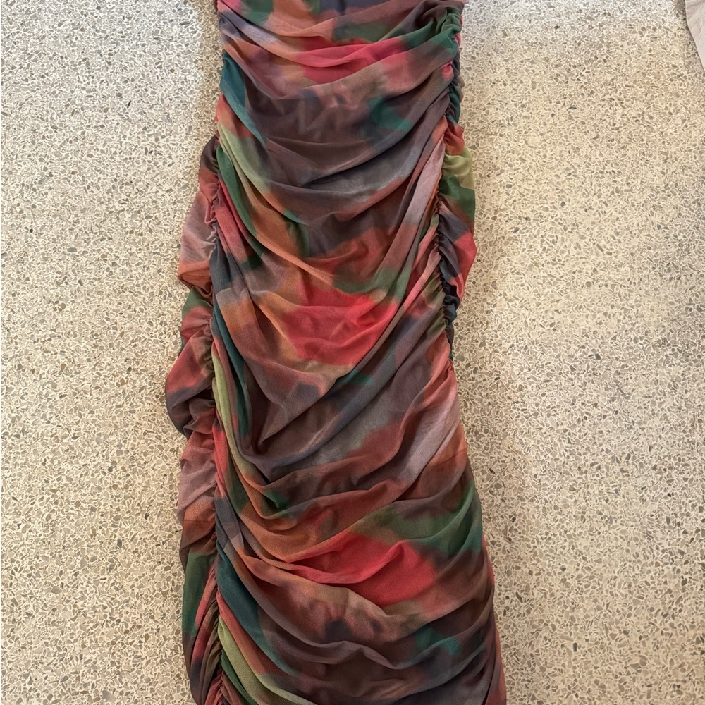 STRAPLESS MESH ROUCHED MAXI DRESS - Picture 2 of 3